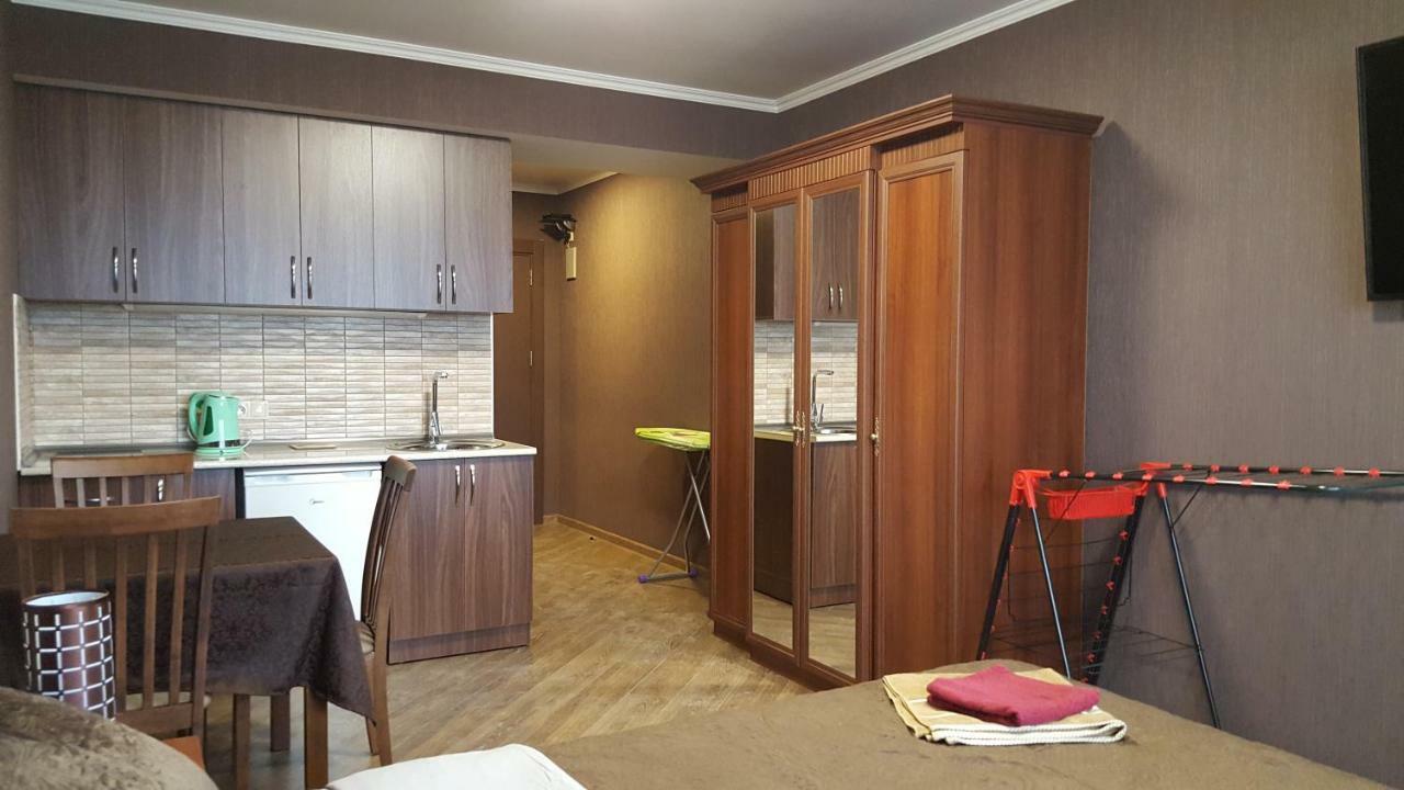 באטומי Mimino Apartment Deluxe First Line מראה חיצוני תמונה